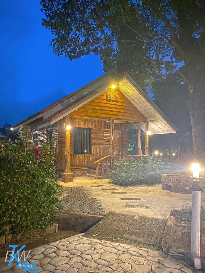 Baan Khue Wieng Resort Mae Sariang Eksteriør bilde