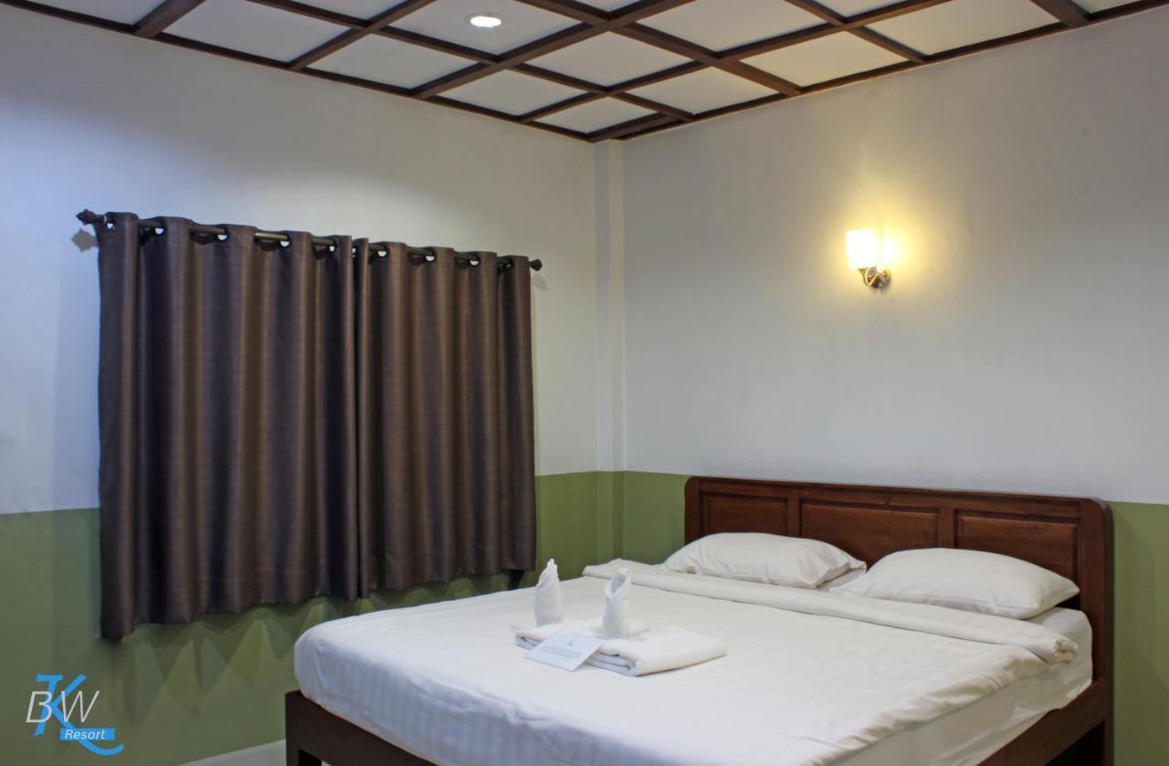 Baan Khue Wieng Resort Mae Sariang Eksteriør bilde