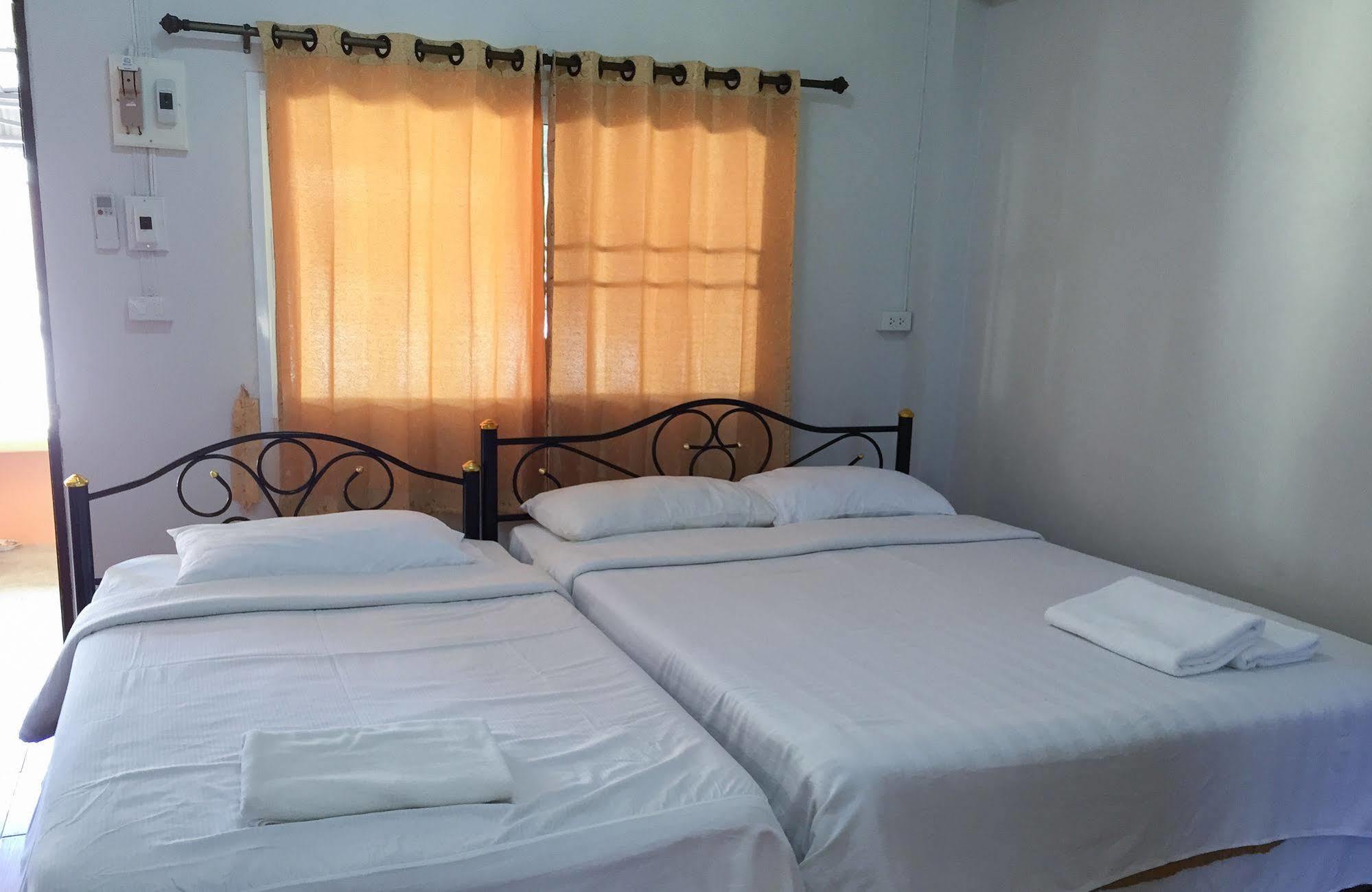 Baan Khue Wieng Resort Mae Sariang Eksteriør bilde